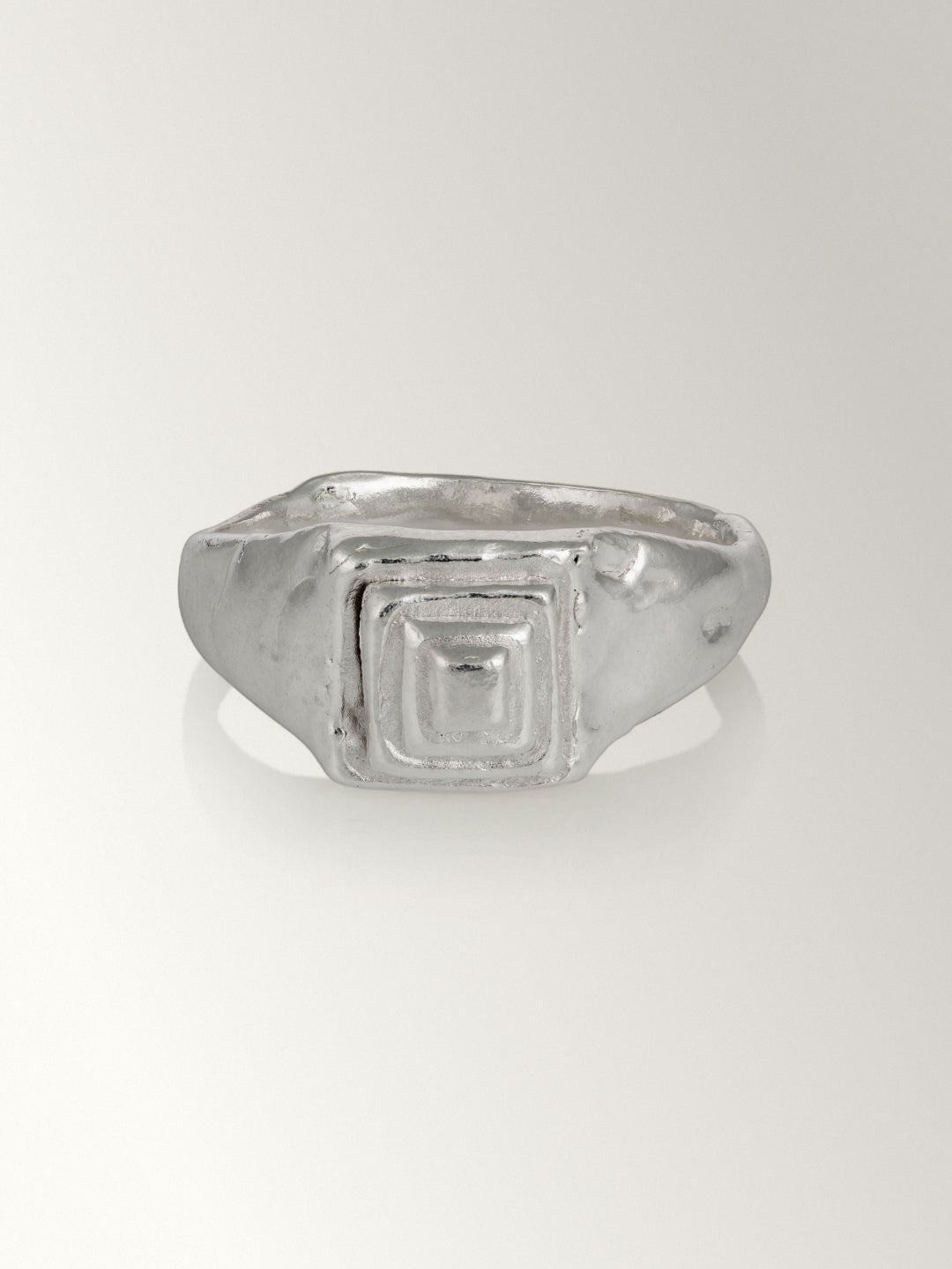Pentahedron Ring